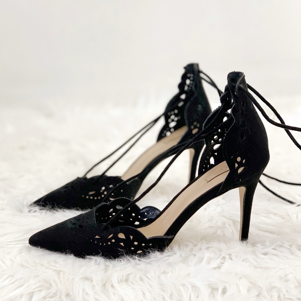 Aldo Laser Cut Lace Up Pumps 6.5 Scalloped Black